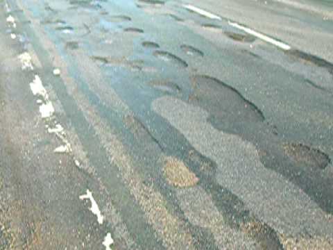 Kaputte Strasse - Teil 2.MOV