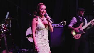Lorena &amp; Thiago - Live from Las Vegas (Full Show at The Copa Room - Bootlegger)