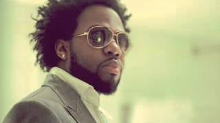 DWELE &quot;Open your eyes&quot;