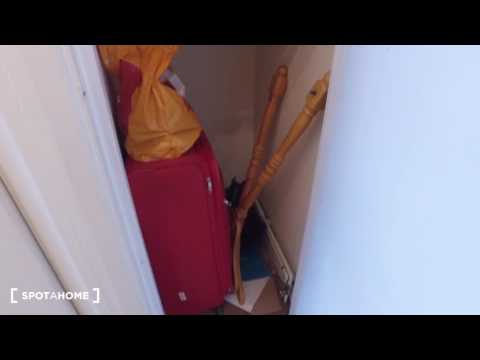 Room to rent in 2-bedroom flat in Barons Court, Hammersmith and Fulham - Spotahome (ref 123772)