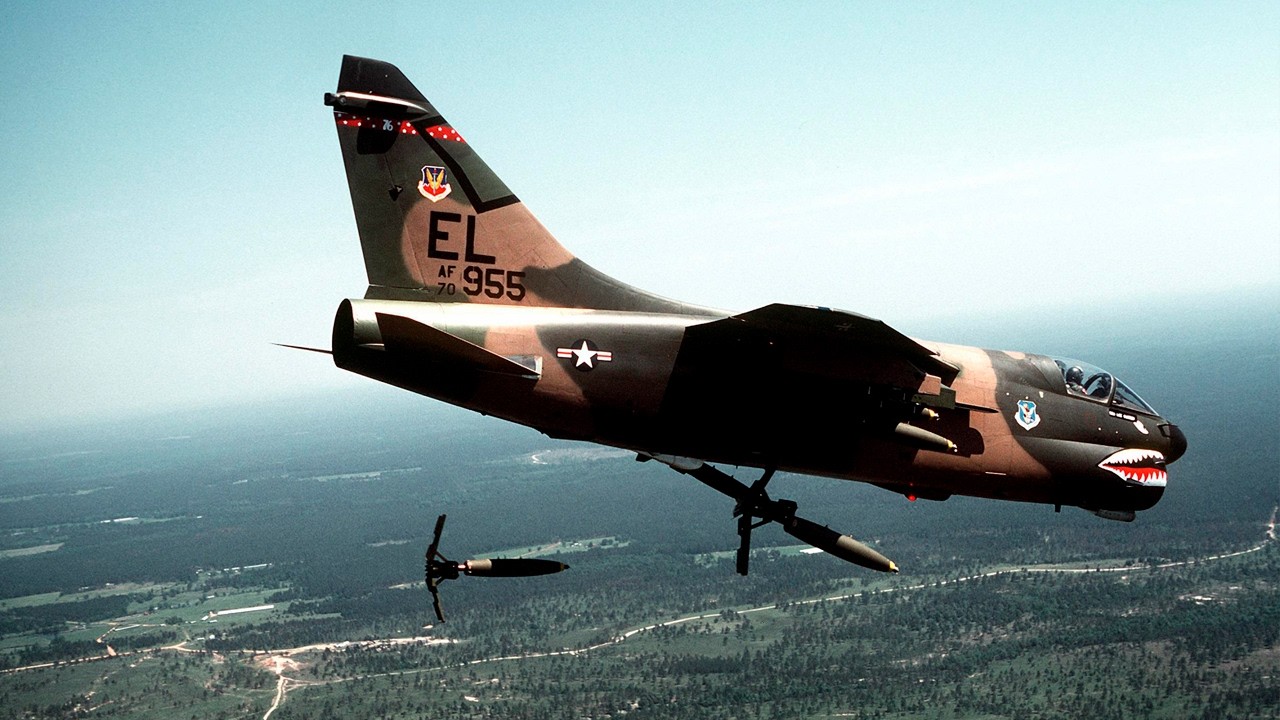 The Ugliest Plane That America Couldn’t Get Enough Of