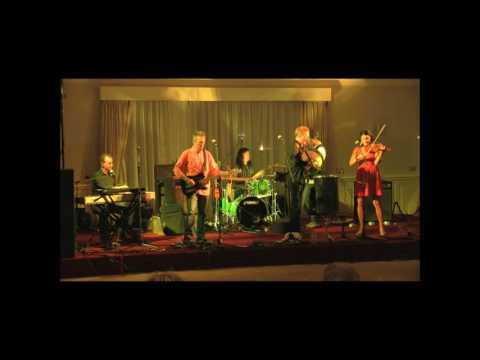 The Elders Ireland Tour 2015 - Arklow Bay Hotel - Arklow - Building a Boat