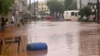 preview picture of video 'Enchente Coronel Vivida 08/01/2013'