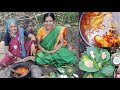 झणझणीत गावरान अंडे फोडून केलेला अंड्�