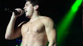 American Idols Live 2011 -- Stefano Heats Up Charlotte!