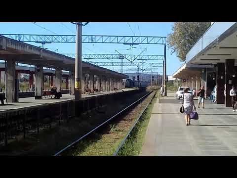 Manevra Trenului IR 1656 Bacau-Bucuresti Nord in gara Bacau