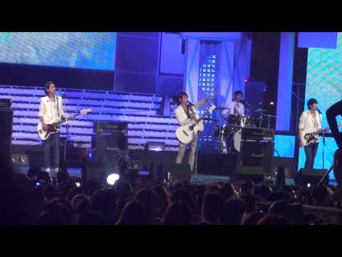 CNBLUE(100807)-사랑빛and Black Flower