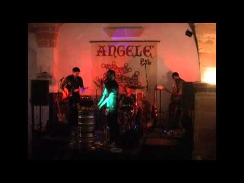 Butcher Mind Collapse Live @ Angelè Pub 11-11-11 - Spiderwebs -