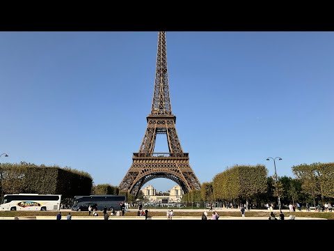 EIFFEL TOWER ENDURING SYMBOL OF ROMANCE CAPTURING THE HEARTS AND MINDS OF PEOPLE PARIS FRANCE 🇫🇷