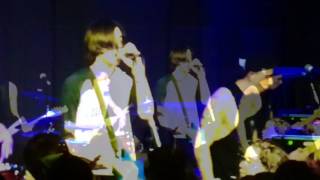 Small Town Heroes - "He Is Sinking, She Is The Sin Queen" (LIVE ASTOR THEATRE)