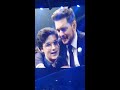 Micheal Buble Duet With Fan Dennis He Is An Incredible Singer They Sang The Duet That S Life
