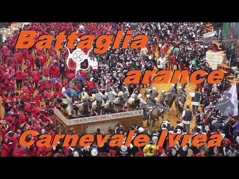 Battaglia arance con il carro I Traditori del Tiranno - Carnevale Ivrea 2017