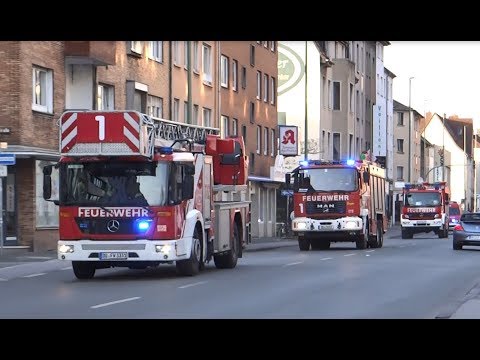 Löschzug FW1 + Löschgruppe FW7 Berufsfeuerwehr Duisburg
