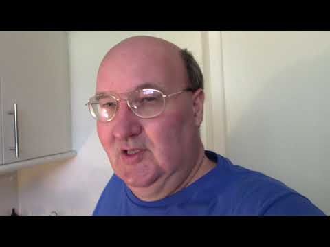 MongoTV_2416 - Mongo Madskole - 2 Hakkebøffer Med Karryris