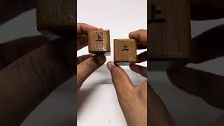 ตราประทับชื่อแบบโบราณขนาด 3x3 cm.