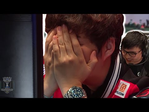 Uzi Locks in Vayne vs SKT