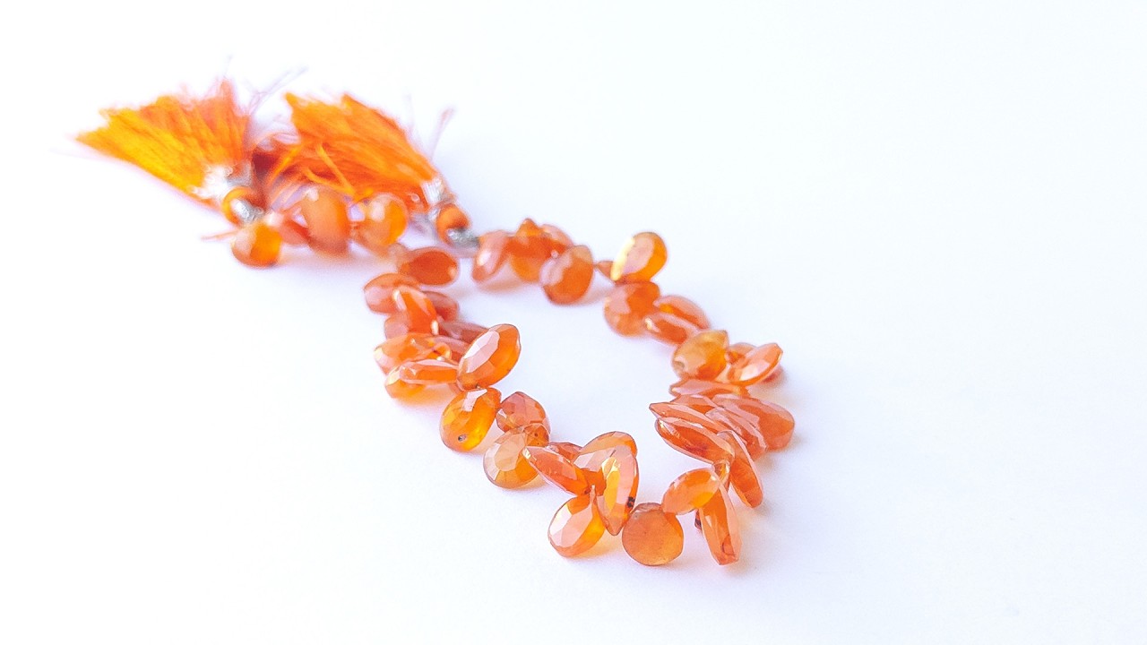 Carnelian  | Faceted Briolette | 6.7mm Bead Size | 20cm Strand Length video