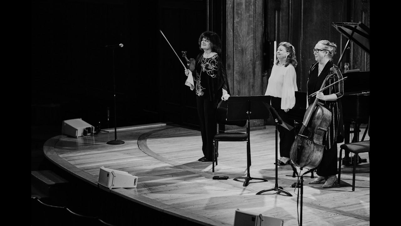 Beethoven: Piano Trio in G major, Op. 1, No. 2. Calyx Piano Trio. The Sheldon