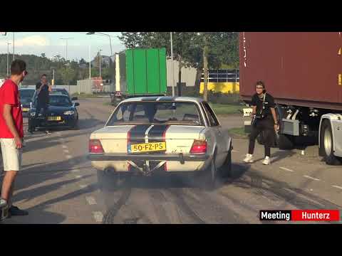 Ford Taunus going CRAZY at Carmeet | Long burn outs, and broken tires!!