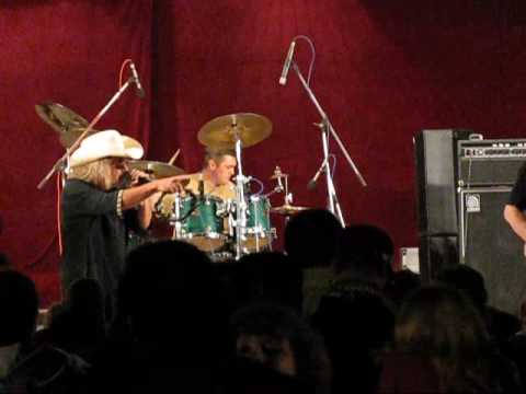 Žlutý pes -  Sametová