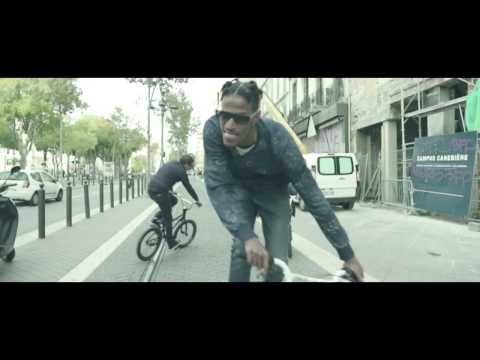 Revolution Urbaine (2014) - Madrugada - "Ne Cliquez Pas 1"
