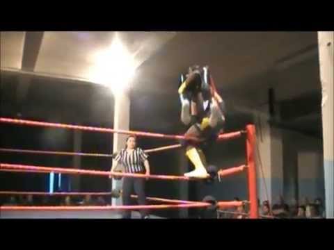 Vintage Alekxis 2010: 'Blackout' Brad vs Justin Diamond