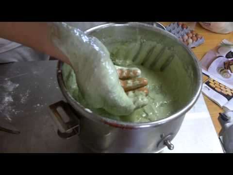 Bakingpapa- Greentea castella