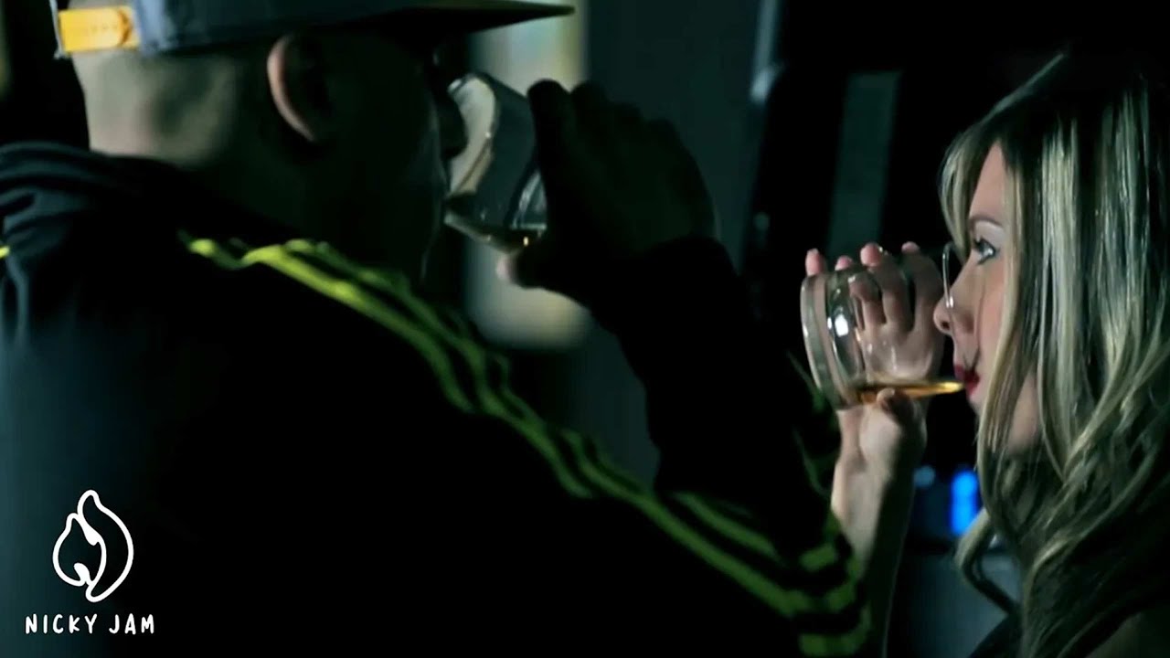 nicky jam quiero hacerte mia nicky jam voy a beber v 237 deo oficial nickyjr nicky jam quiero hacerte mia nicky jam voy a beber v 237 deo oficial nickyjr