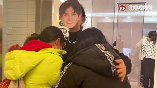 Download lagu Go to zhang zhehan's fan party | vlog | baby don't cry, be strong mp3 Download lagu Go to zhang zhehan's fan party | vlog | baby don't cry, be strong mp3