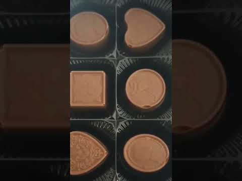 Asmr Opening Pergale Yummy Chocolate 🍫🍫#shorts #chocolate #satisfying #asmr #asmrsounds