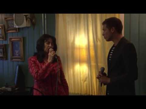 Laura Fygi and Sjors van der Panne - 'Les Feuilles Mortes'