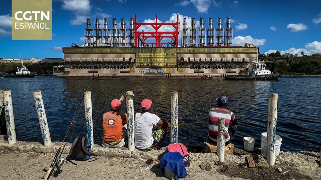 Cuba revive la ola de "cocinar con carbón" bajo el asedio energético de Estados Unidos