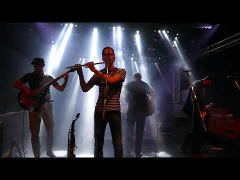 Vlastík pípl 2 - Melodka 5.10. 2019 - Padá sníh