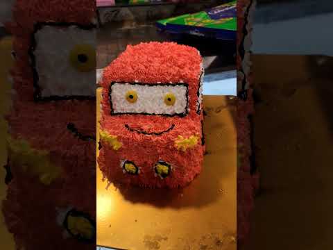 #birthdaycake #birthdayparty #cakedecorating #love #cake #howtomakecakecreamathome