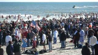 preview picture of video 'Sea Isle City Polar Bear Plunge 2008'