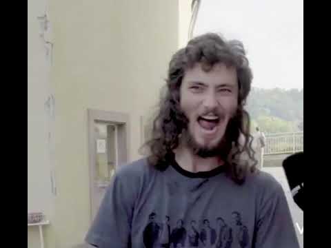 Vorne Business, Hinten Party