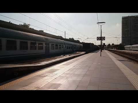 E190.322 col MRS Fiorenzuola-Lecce in transito a Rimini