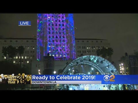 Angelenos Packing Grand Park To Celebrate 2019