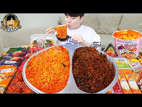 ASMR MUKBANG convenience store store, FIRE Noodle, HOT DOG, GIMBAP, Tteokbokki EATING SOUND !