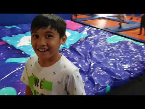 GOING TO THE BIGGEST TIMEZONE EVER! On Timezone Air