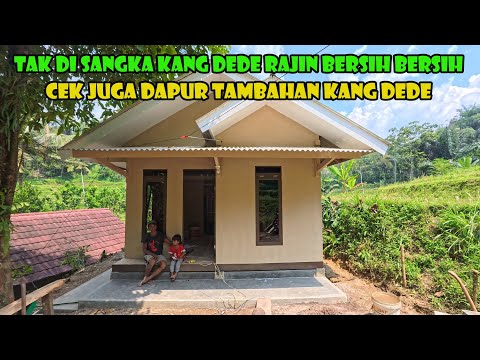 Kang Dede's house has an additional kitchen. Thank you donors. Now he can cook freely.