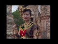 หงส์ปีกหัก บานเย็น รากแก่น