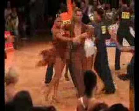 Martin Dvorak a Zuzana Silhanova paso doble