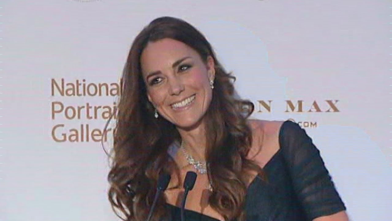 Kate fluffs her lines at National Portrait Gallery Gala - YouTube