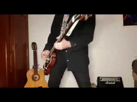 •Rezando solo• Indio Solari y los fundamentalistas del aire acondicionado