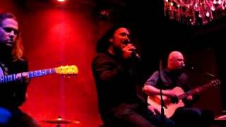 Suburban Tribe : Oil And Water (Acoustic) at Belly, Helsinki, Finland 08-10-2010