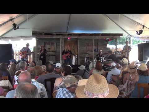 The Christine Santelli Band performs at Briggs Farm Blues Fest 2014 (part 1 of 4)