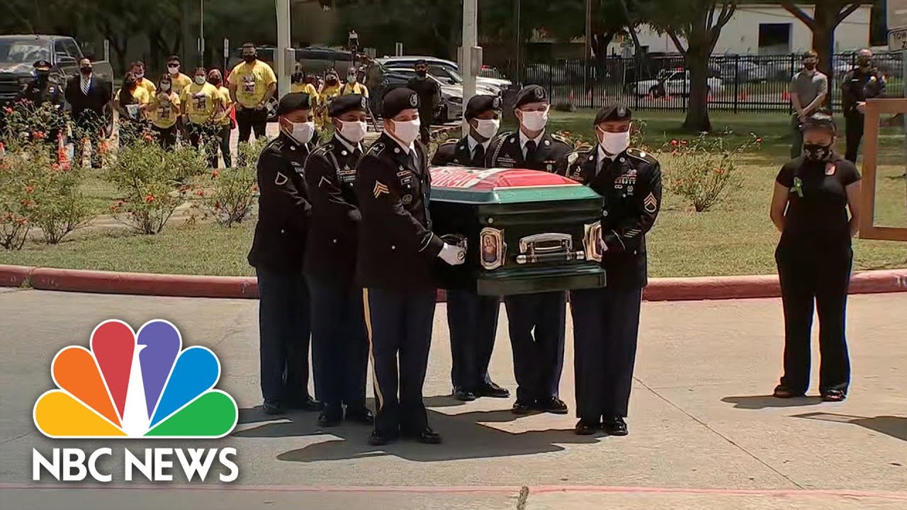 Watch Soldiers Carry Casket Of Slain Army Spc. Vanessa Guillen | NBC News NOW