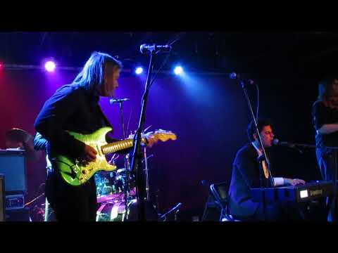 LUKE ELLIOT " VIRGINIA " PLAYED A FREE MUSIC MONDAY WONDERBAR SHOW 10-23-2017