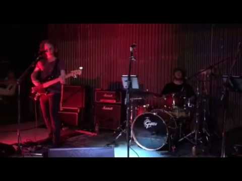 Can't Stay Longer - Live At Miriam Vale Hotel